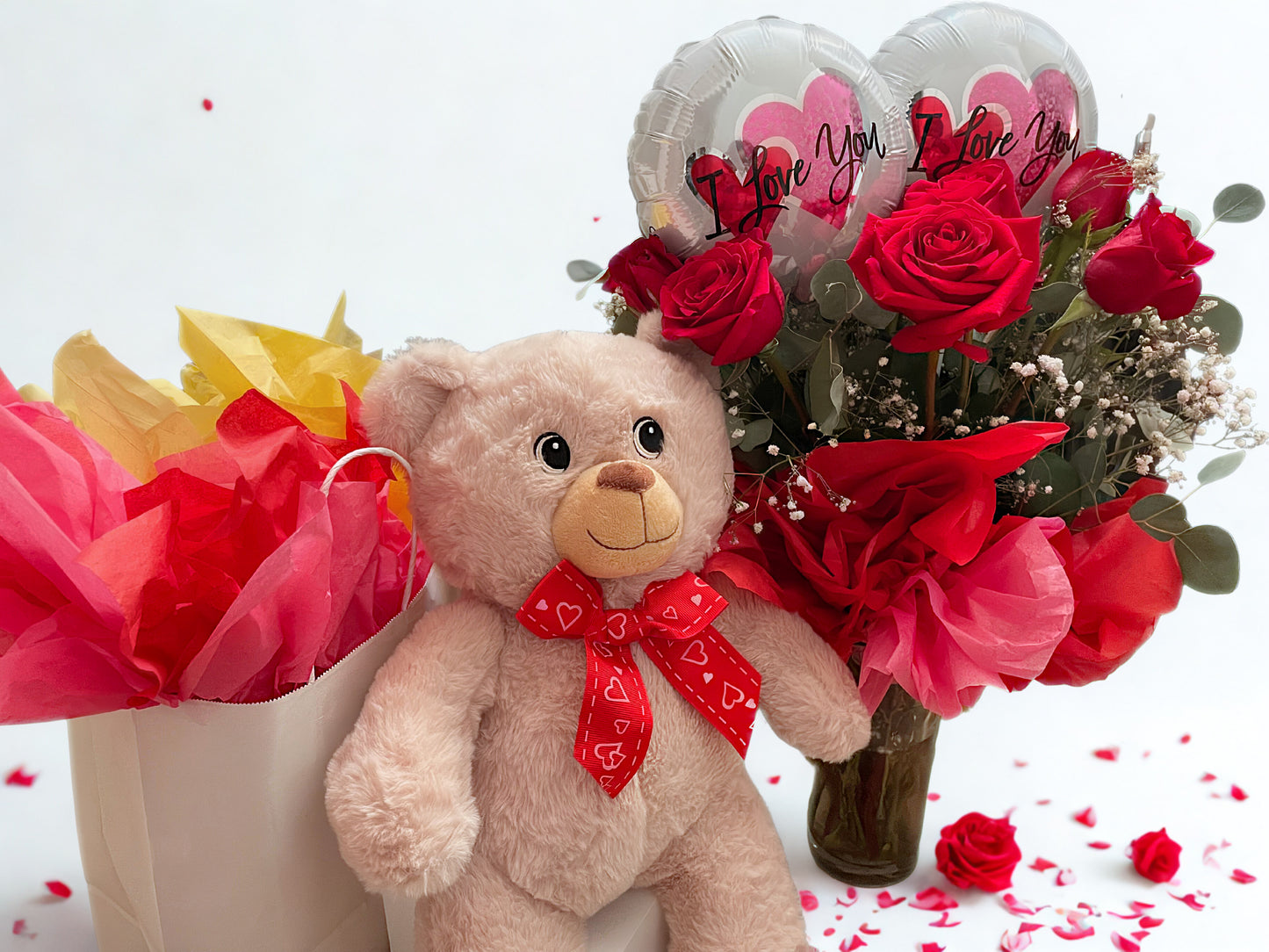 I Love You Dozen Red Roses w/Bear & Balloon